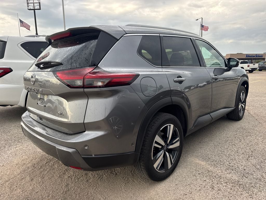 2025 Nissan Rogue SL
