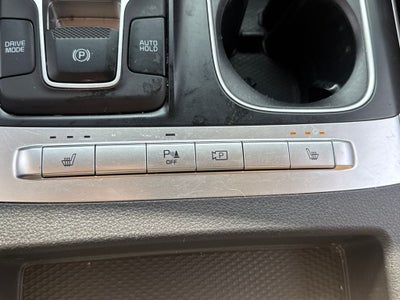 2023 Kia Carnival LX Seat Package