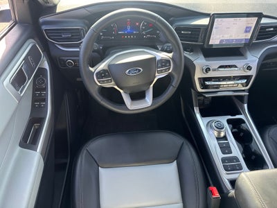 2024 Ford Explorer XLT