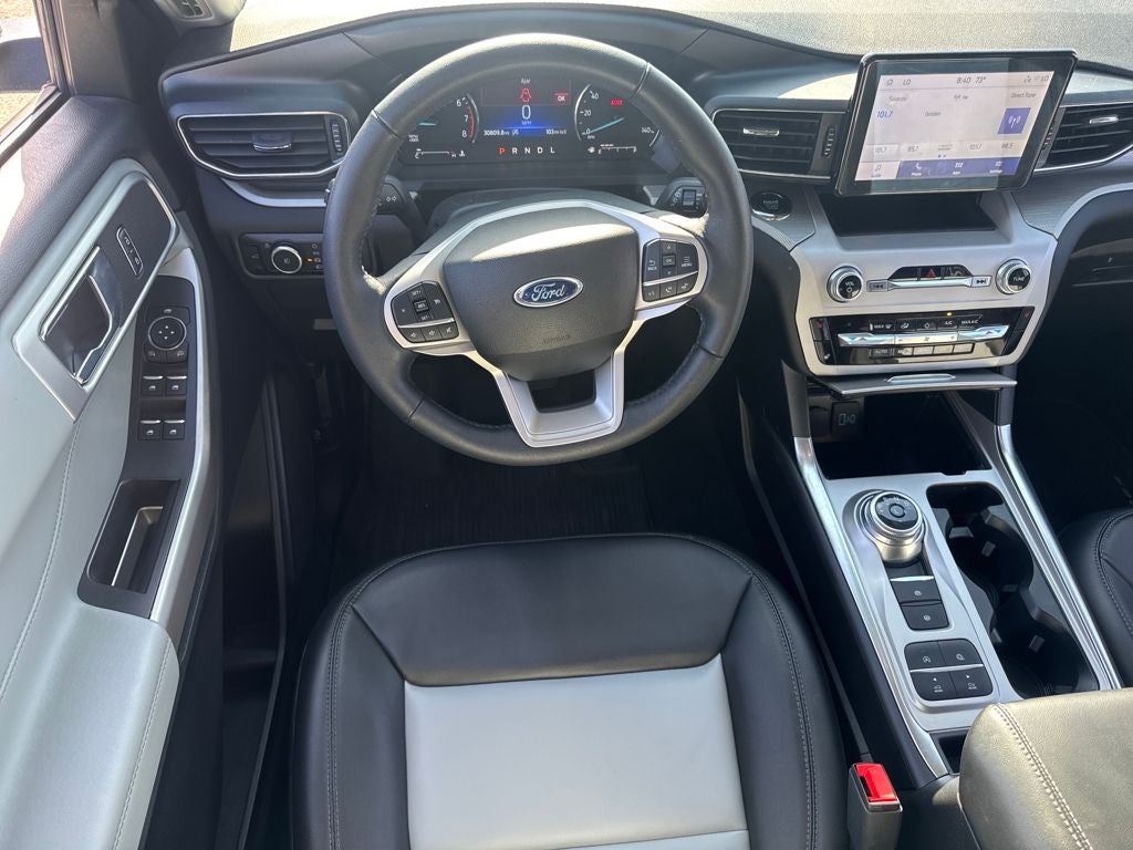 2024 Ford Explorer XLT