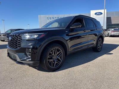 2025 Ford Explorer ST-Line