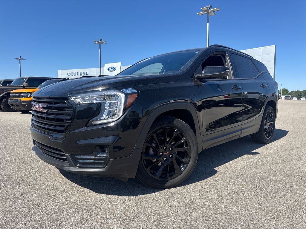 2023 GMC Terrain SLT