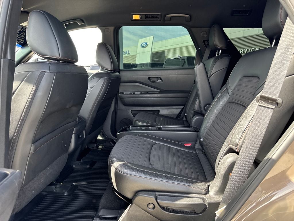2023 Nissan Pathfinder Rock Creek