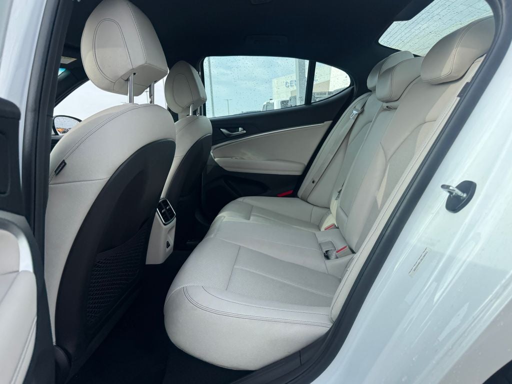 2025 Genesis G70 2.5T