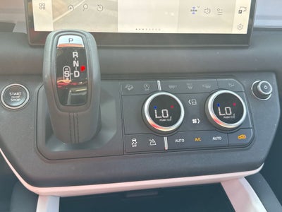2025 Land Rover Defender 110 S